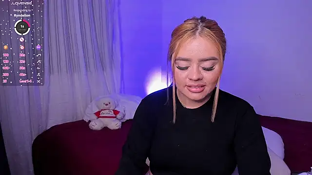 isabella arias1 online show from December 27, 2024, 9:06 am