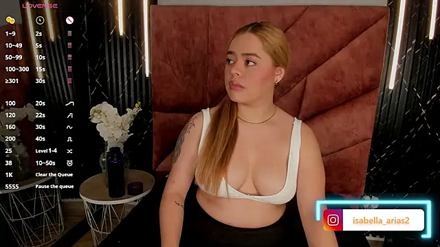 isabella arias1 online show from February 17, 2025, 4:09 am