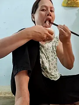 Baby-ladyass20 online show from November 1, 2025, 2:02 am