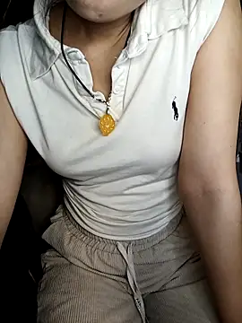 Snapshot of Girl20sexy chatting on March 17, 2025, 1:14 am Girl20sexy online show from March 17, 2025, 1:14 am