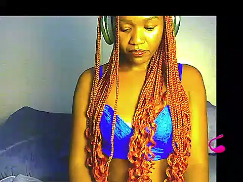 lilylovexx online show from December 23, 2025, 4:32 am