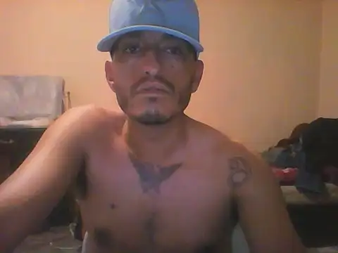 Snapshot of sucxio chatting on October 23, 2025, 11:35 pm sucxio online show from October 23, 2025, 11:35 pm