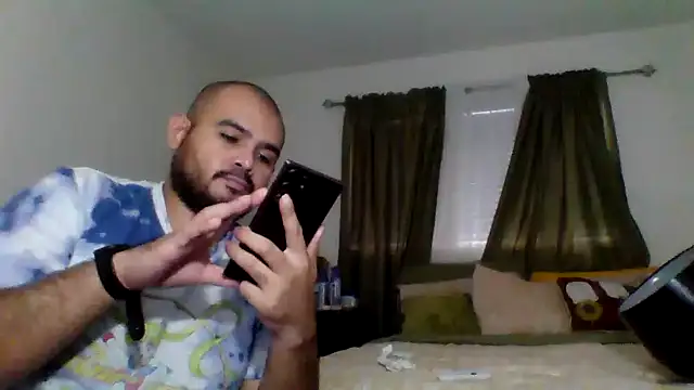 Snapshot of JooveyRose chatting on October 18, 2025, 6:41 pm JooveyRose online show from October 18, 2025, 6:41 pm