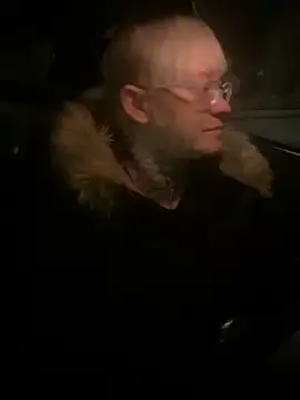 Snapshot of poussichienne chatting on February 16, 2026, 4:52 am poussichienne online show from February 16, 2026, 4:52 am