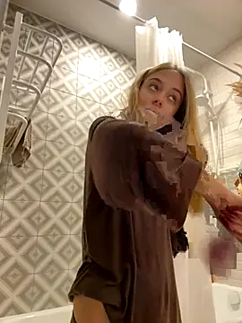 enjoy my beauty online show from November 10, 2025, 5:39 am