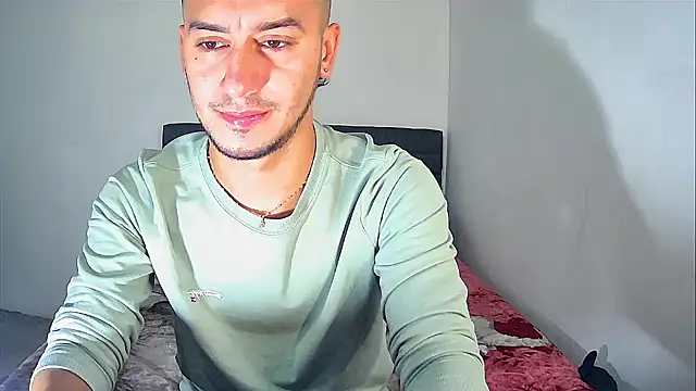 Kevin Torres online show from November 12, 2025, 4:13 am