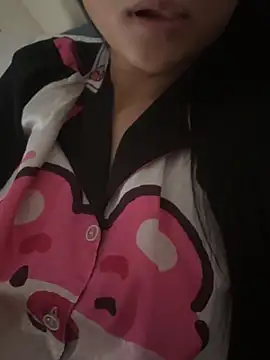 NikkiNi online show from March 17, 2025, 4:19 am