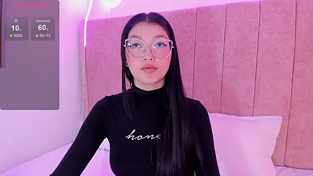 kaoriii  online show from December 31, 2024, 2:47 pm
