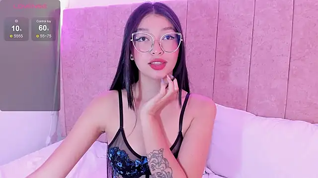 kaoriii  online show from January 2, 2025, 2:57 pm