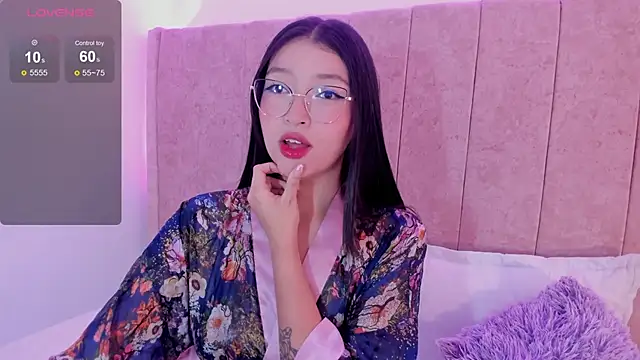 kaoriii  online show from January 31, 2025, 3:44 pm