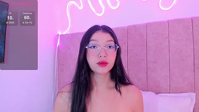 kaoriii  online show from February 10, 2025, 11:46 am