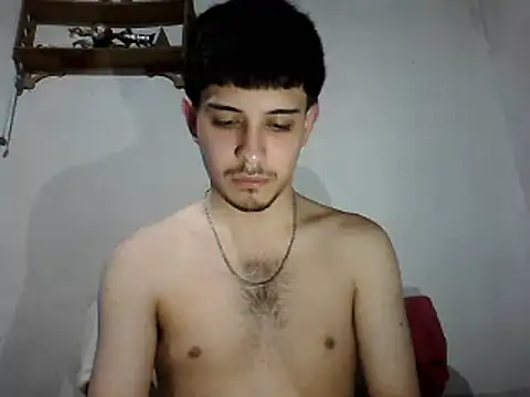 Snapshot of Elvergonn2105 chatting on October 10, 2025, 4:33 am Elvergonn2105 online show from October 10, 2025, 4:33 am