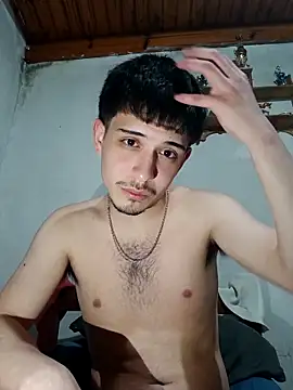 Snapshot of Elvergonn2105 chatting on November 6, 2025, 4:46 am Elvergonn2105 online show from November 6, 2025, 4:46 am