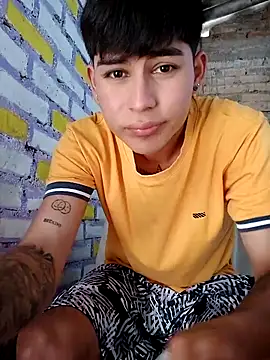 Snapshot of Lukas_strong chatting on October 4, 2025, 4:27 pm Lukas strong online show from October 4, 2025, 4:27 pm