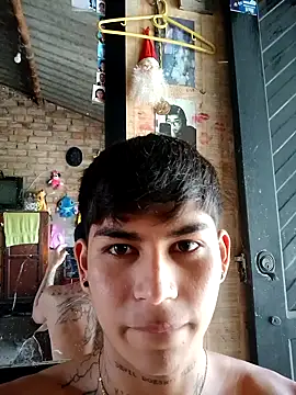 Snapshot of Lukas_strong chatting on October 9, 2025, 2:04 pm Lukas strong online show from October 9, 2025, 2:04 pm