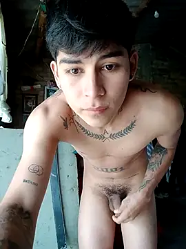 Snapshot of Lukas_strong chatting on October 11, 2025, 2:26 pm Lukas strong online show from October 11, 2025, 2:26 pm