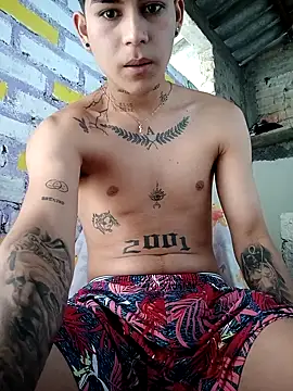 Snapshot of Lukas_strong chatting on October 28, 2025, 1:36 pm Lukas strong online show from October 28, 2025, 1:36 pm