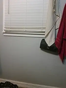 Snapshot of bigdickdaddy2184 chatting on November 8, 2025, 10:15 am bigdickdaddy2184 online show from November 8, 2025, 10:15 am