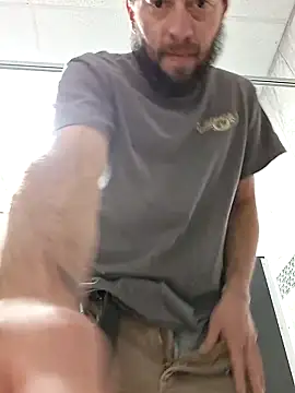 Snapshot of bigdickdaddy2184 chatting on February 24, 2026, 9:29 am bigdickdaddy2184 online show from February 24, 2026, 9:29 am