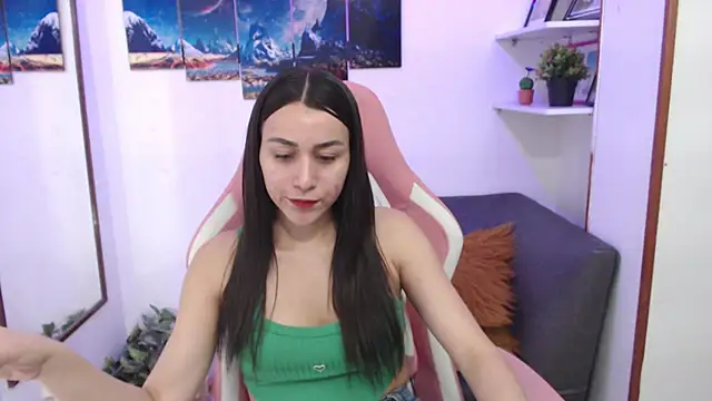 EmmaMyerss  online show from March 20, 2025, 10:51 pm