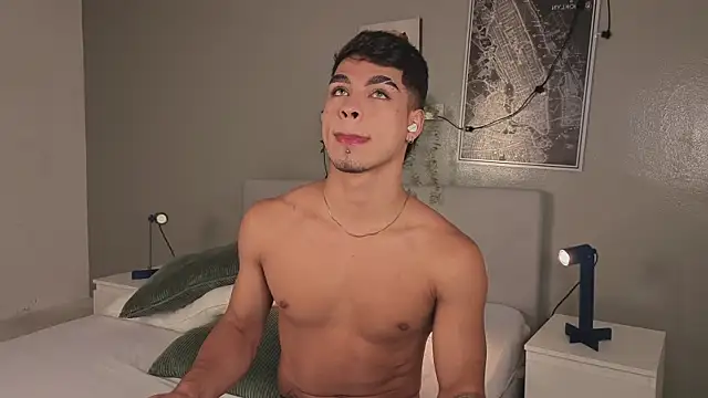 Snapshot of Ken-boy_ chatting on October 7, 2025, 11:51 am Ken-boy  online show from October 7, 2025, 11:51 am