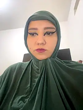 hannahayat online show from November 22, 2025, 2:27 pm