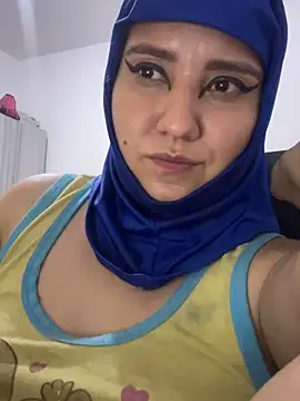 hannahayat online show from June 8, 2026, 1:28 am