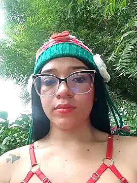 -VICKKY online show from December 24, 2024, 12:33 pm