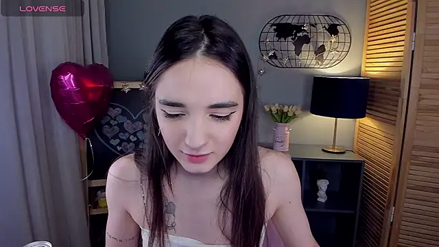 Sarah Grows online show from February 19, 2025, 11:38 am