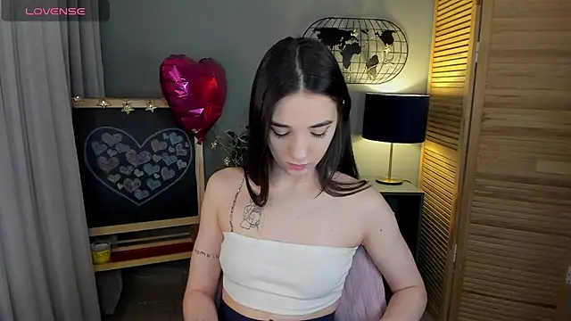 Sarah Grows online show from March 14, 2025, 8:32 am