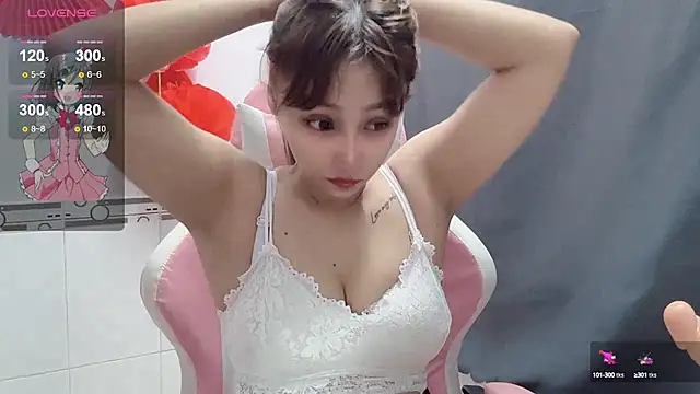 KellyPham22 online show from January 10, 2025, 2:35 am