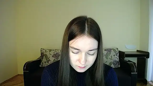 Pretty shy online show from December 8, 2024, 12:08 pm
