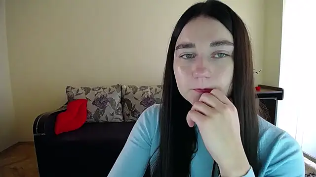 Pretty shy online show from October 31, 2025, 9:32 am