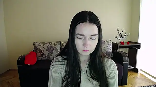 Pretty shy online show from November 6, 2025, 9:21 am