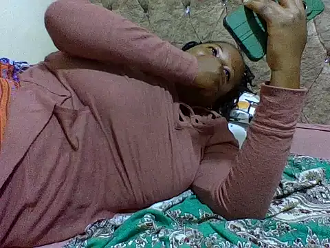 zoey10 online show from March 4, 2026, 10:38 pm