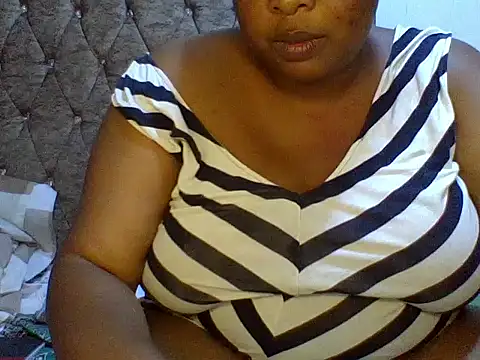 Snapshot of zoey10 chatting on June 6, 2026, 4:23 pm zoey10 online show from June 6, 2026, 4:23 pm
