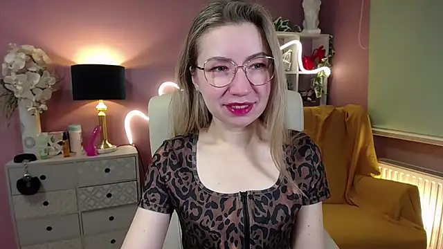 Mia Tasty online show from December 12, 2024, 7:30 am