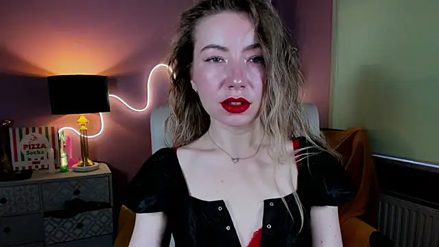 Mia Tasty online show from October 31, 2025, 7:31 am