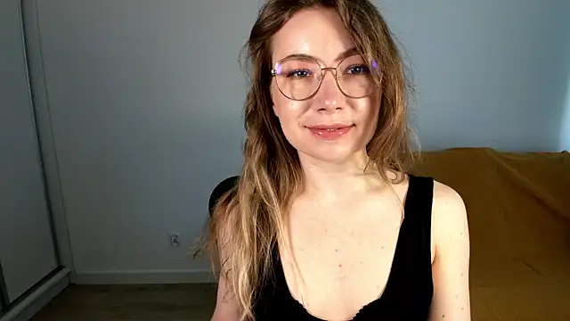 Mia Tasty online show from May 3, 2026, 1:39 pm