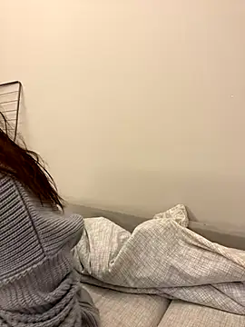 AnaWest online show from November 11, 2025, 4:23 am