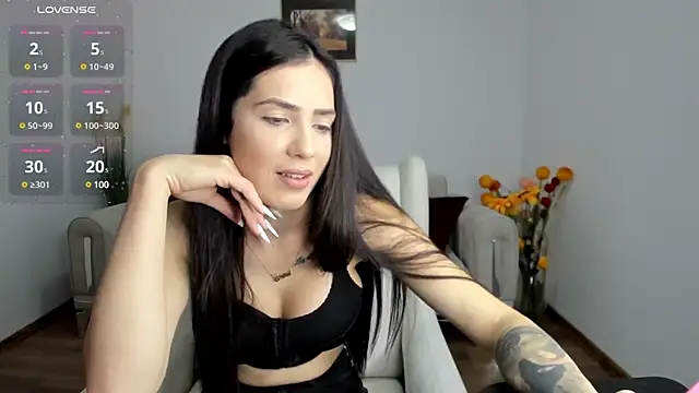 Snapshot of Emmapmg chatting on January 23, 2025, 12:52 pm Emmapmg online show from January 23, 2025, 12:52 pm