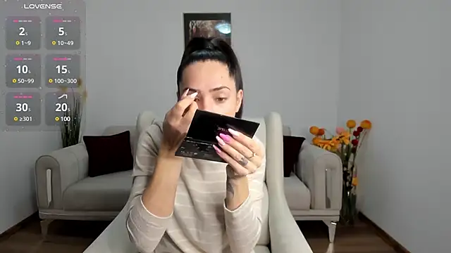 Snapshot of Emmapmg chatting on February 4, 2025, 9:17 am Emmapmg online show from February 4, 2025, 9:17 am