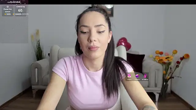 Snapshot of Emmapmg chatting on February 26, 2025, 2:57 pm Emmapmg online show from February 26, 2025, 2:57 pm