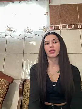 Snapshot of Emmapmg chatting on March 3, 2025, 9:44 am Emmapmg online show from March 3, 2025, 9:44 am