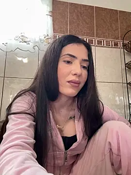 Snapshot of Emmapmg chatting on March 14, 2025, 12:07 pm Emmapmg online show from March 14, 2025, 12:07 pm