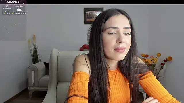 Snapshot of Emmapmg chatting on March 17, 2025, 5:38 pm Emmapmg online show from March 17, 2025, 5:38 pm