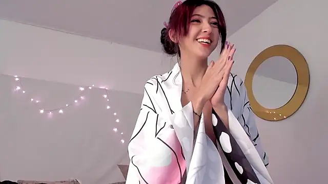 BonnieCute  online show from December 29, 2024, 3:13 pm