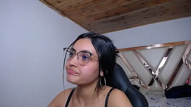 antonella sweetlittle online show from December 23, 2024, 7:09 pm