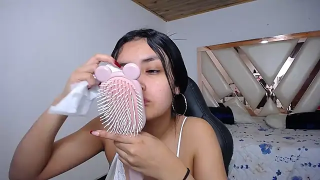 antonella sweetlittle online show from December 24, 2024, 12:33 pm