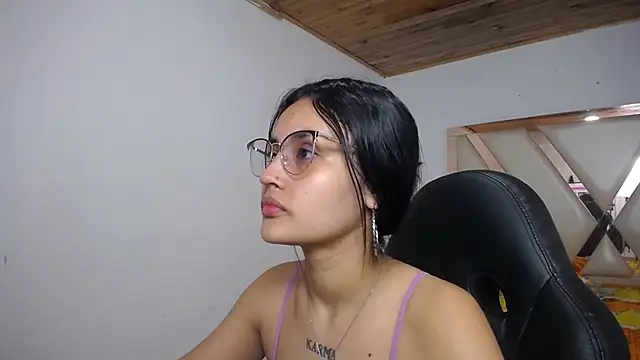 antonella sweetlittle online show from December 31, 2024, 12:25 pm